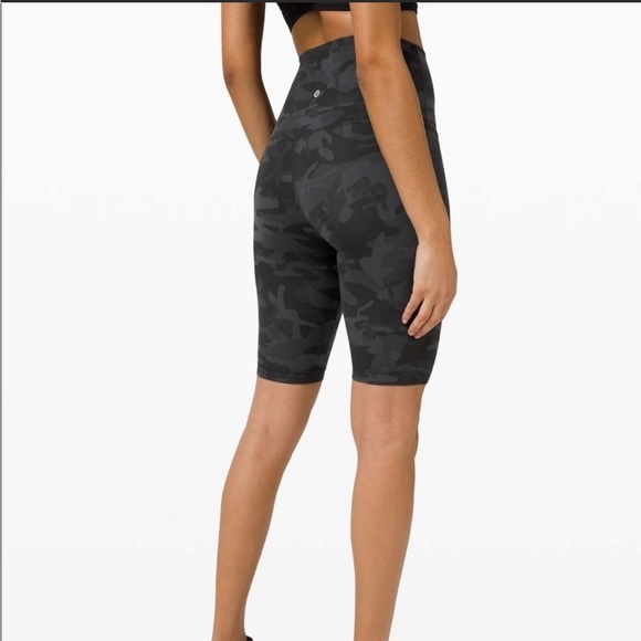 lululemon athletica Pants - Lululemon Align Super High Rise Short